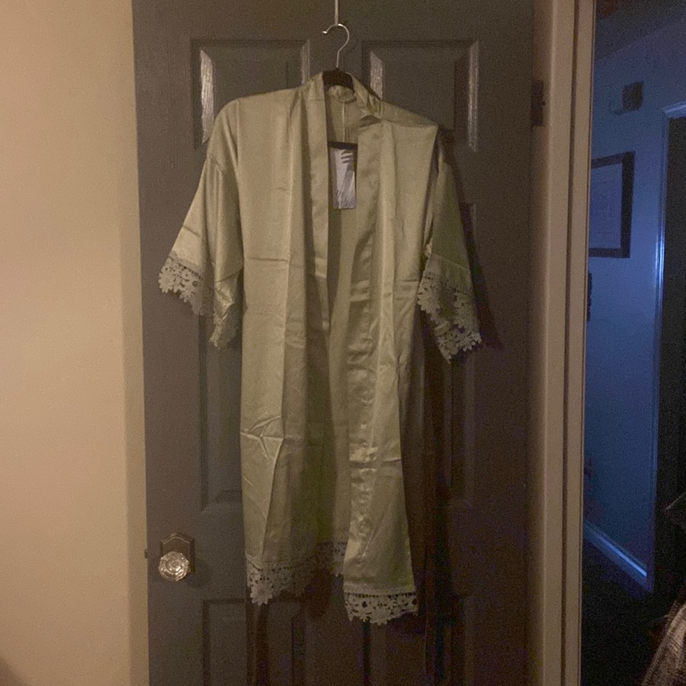 sioro silk robe